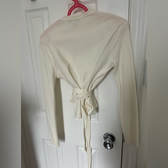 Express wrap top (M) - Picture 3 of 3